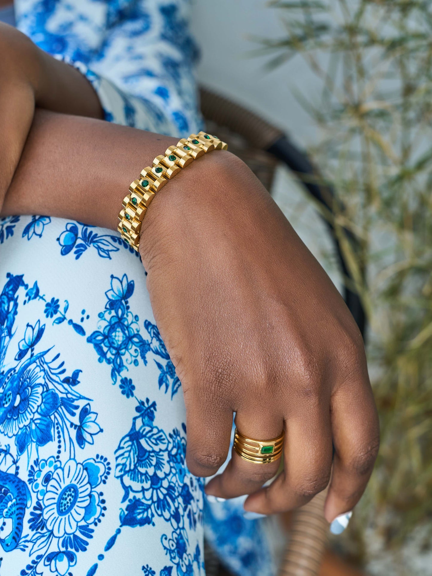 CUBIC STONE EMERALD RING