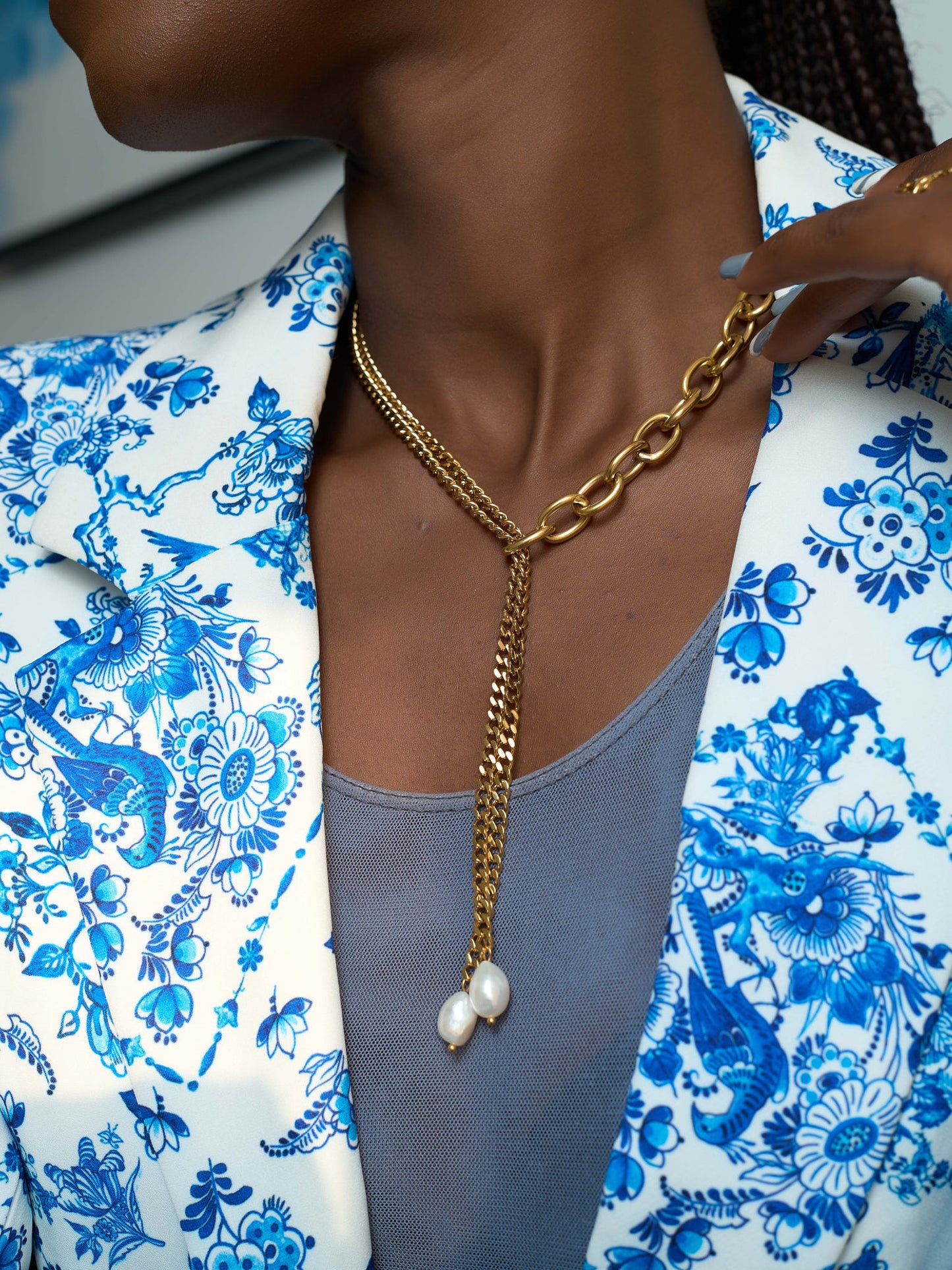 SARAH NECKLACE