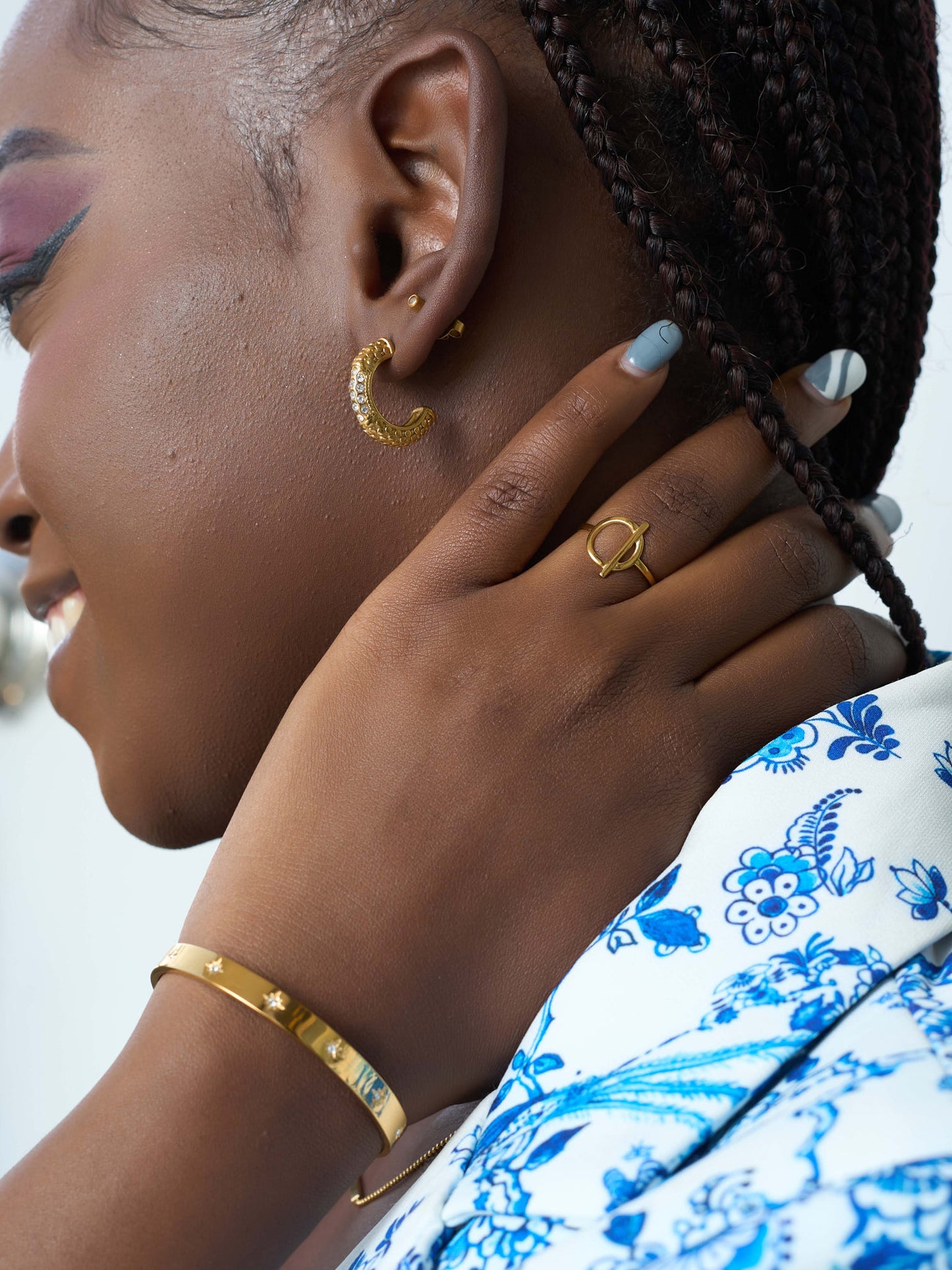 ROSA HOOP EARRINGS