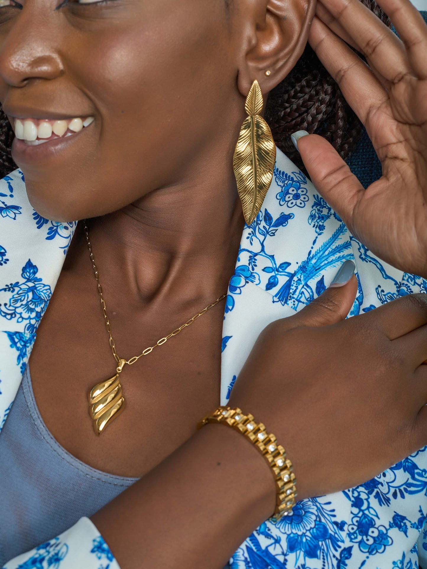 LEAF DANGLE EARRINGS