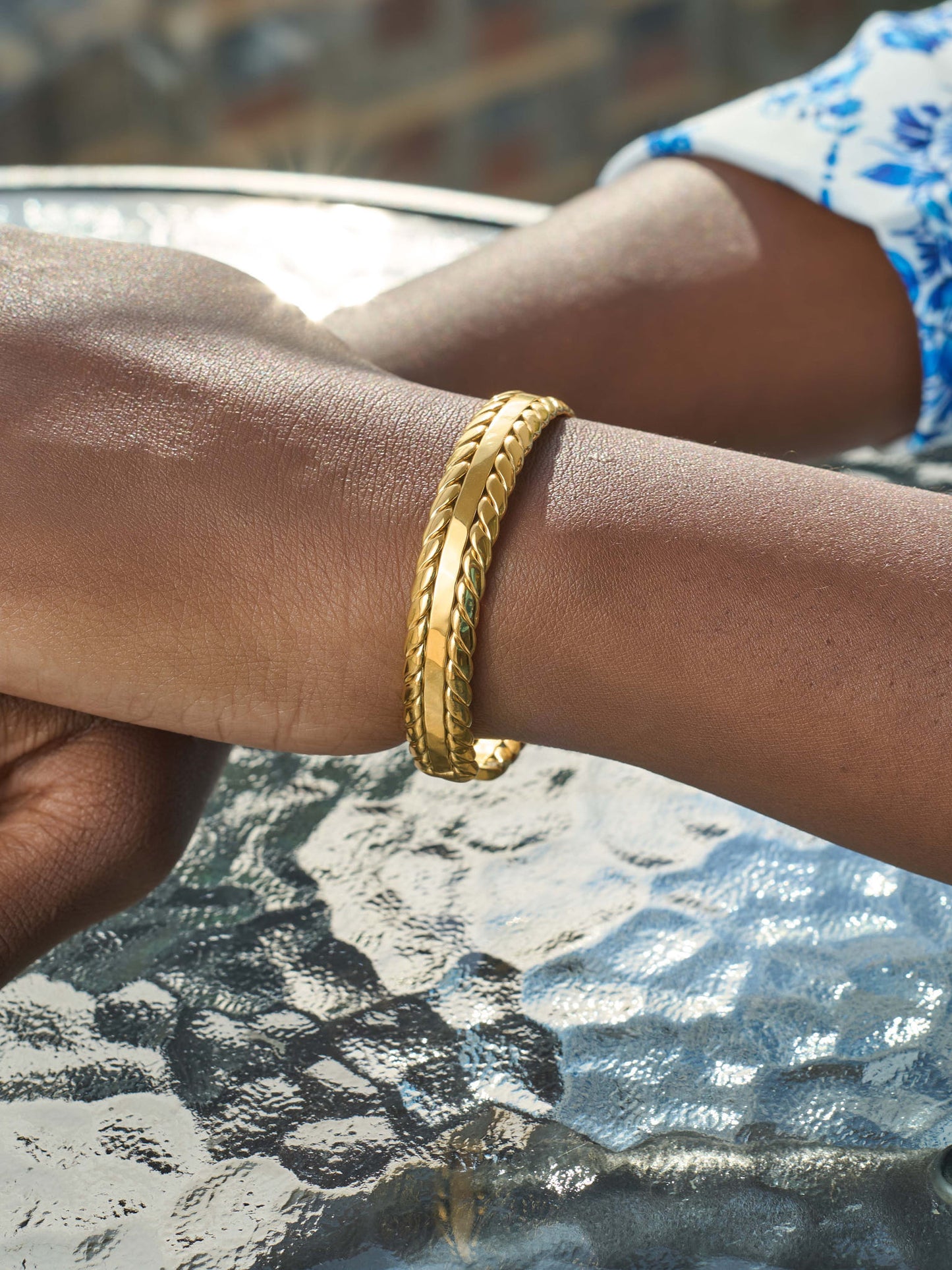 WOVEN LEAVES BANGLE