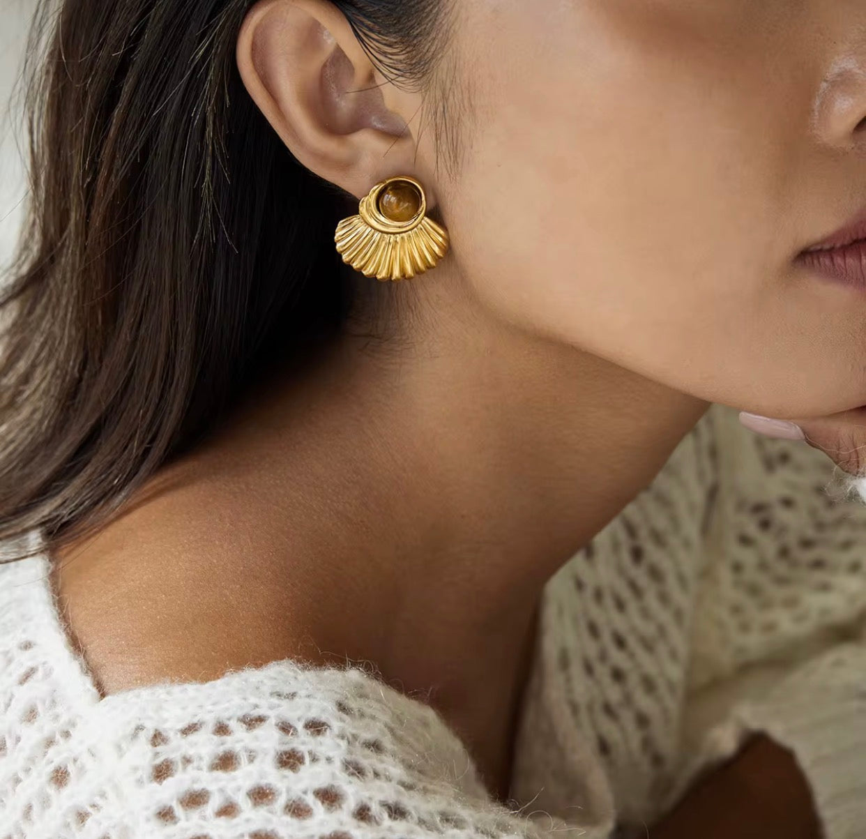 Dhabo Earing