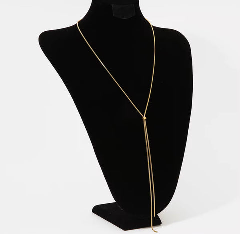 Ella necklace