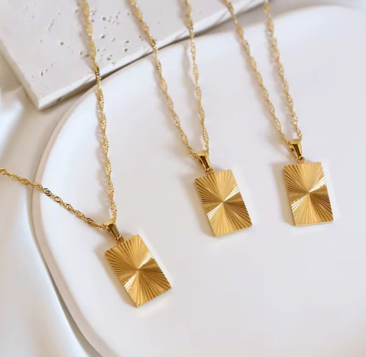 Celene Gold Glow Necklace