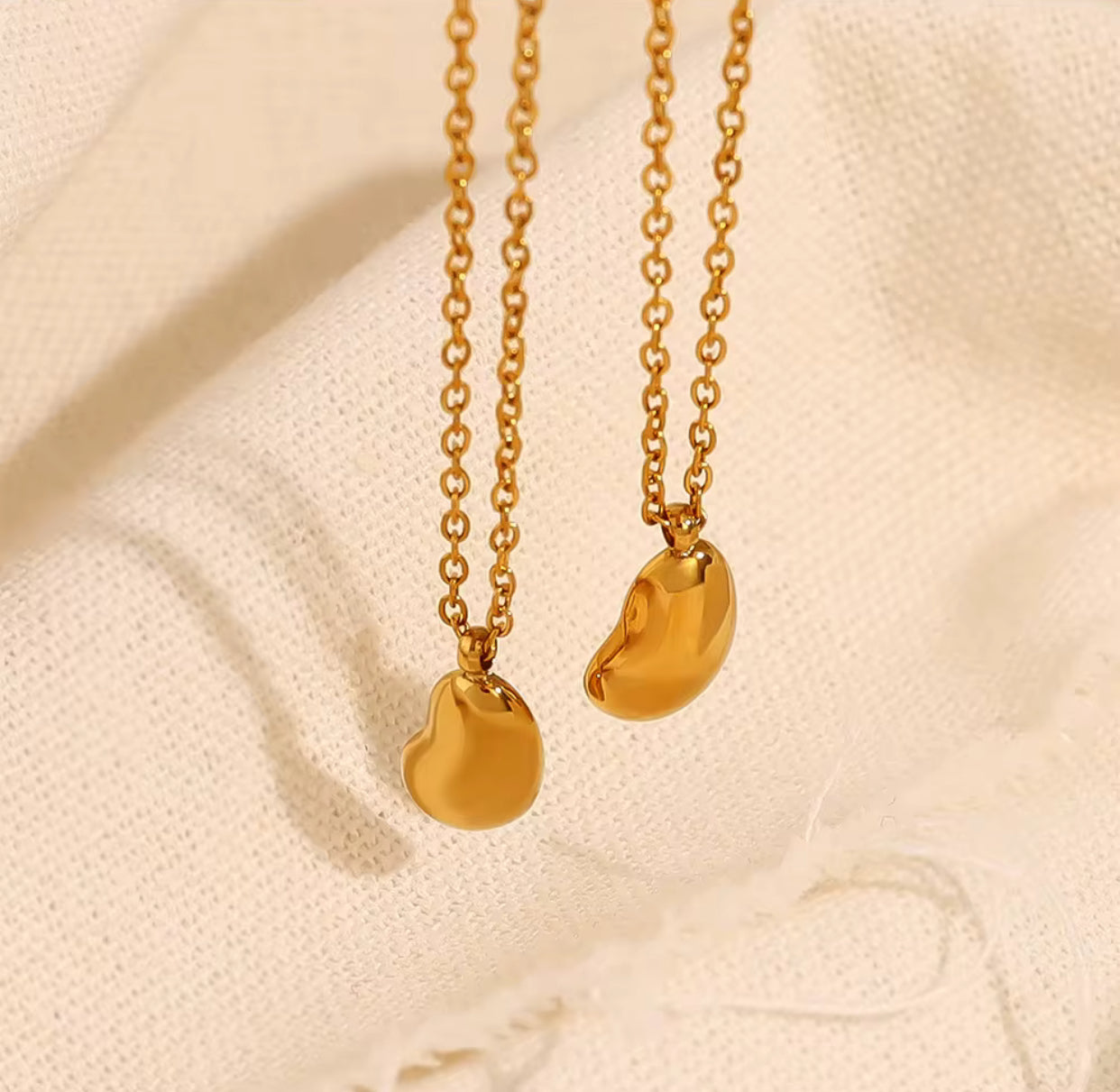 Amara Gold Glow Necklace