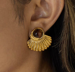 Dhabo Earing