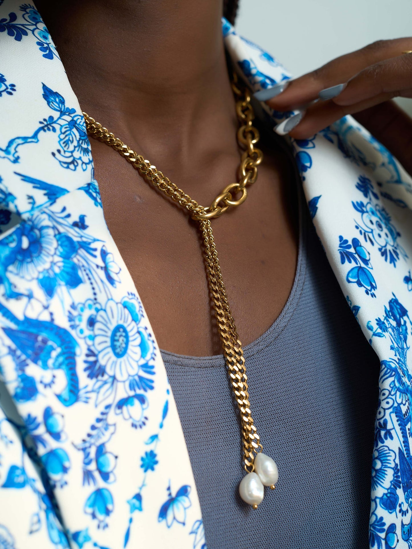 SARAH NECKLACE