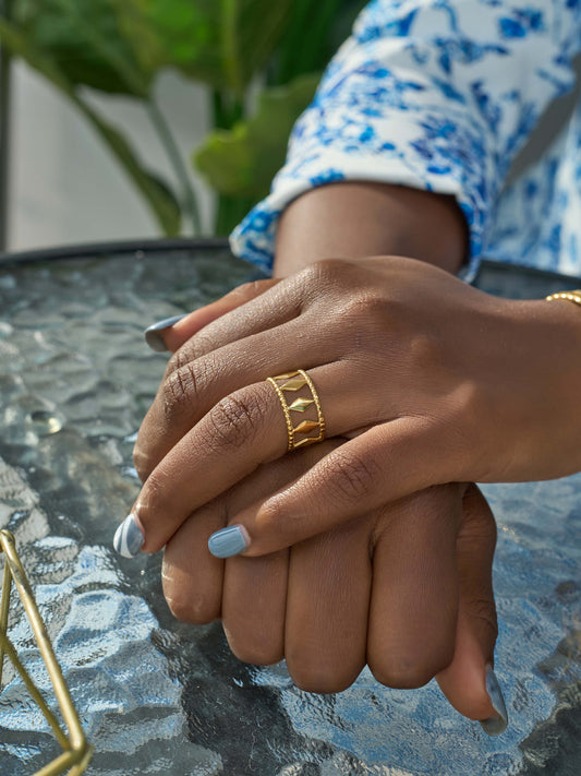 COCO ADJUSTABLE LINKED RING