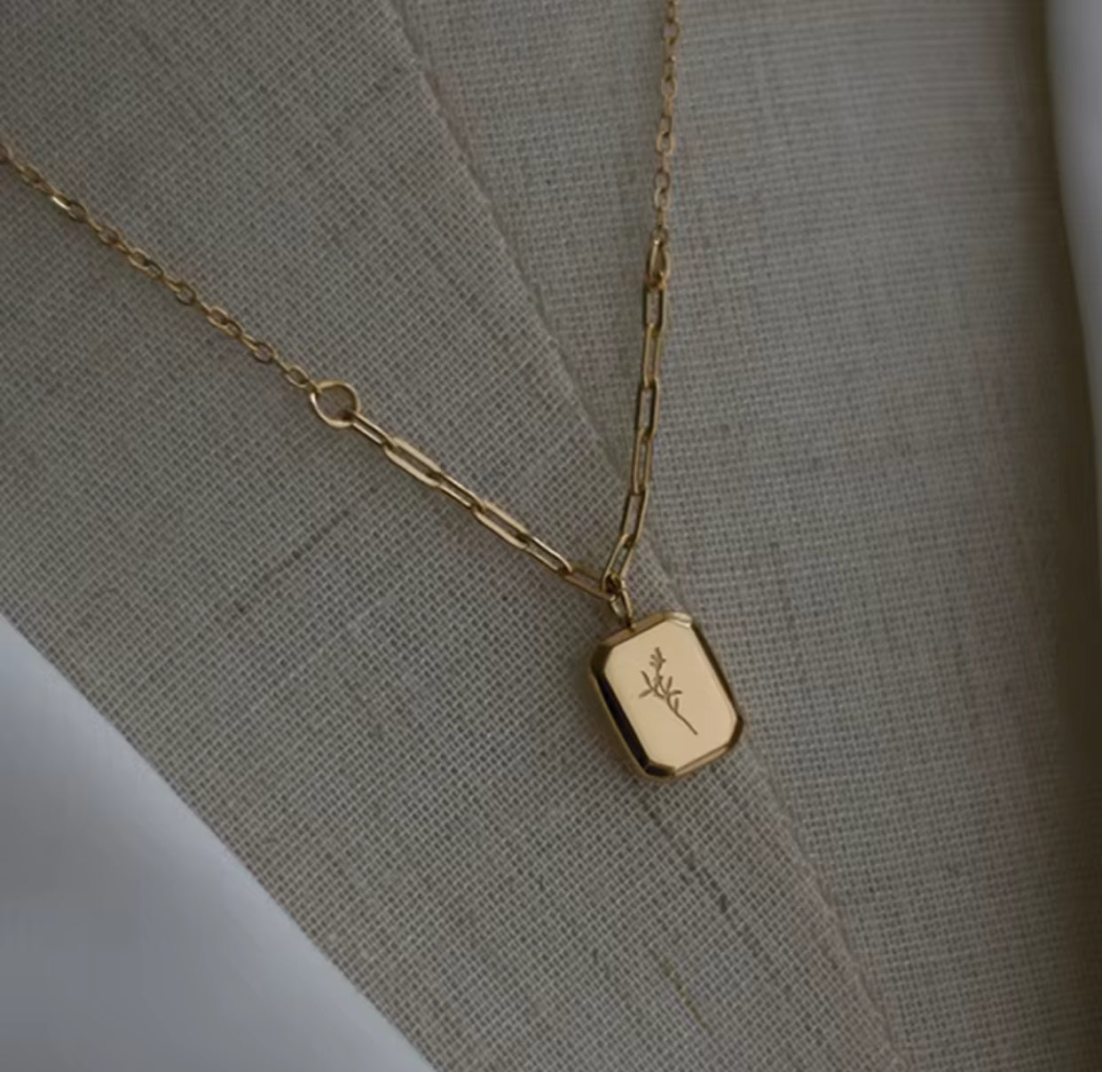 Liora Gold Pendant Necklace