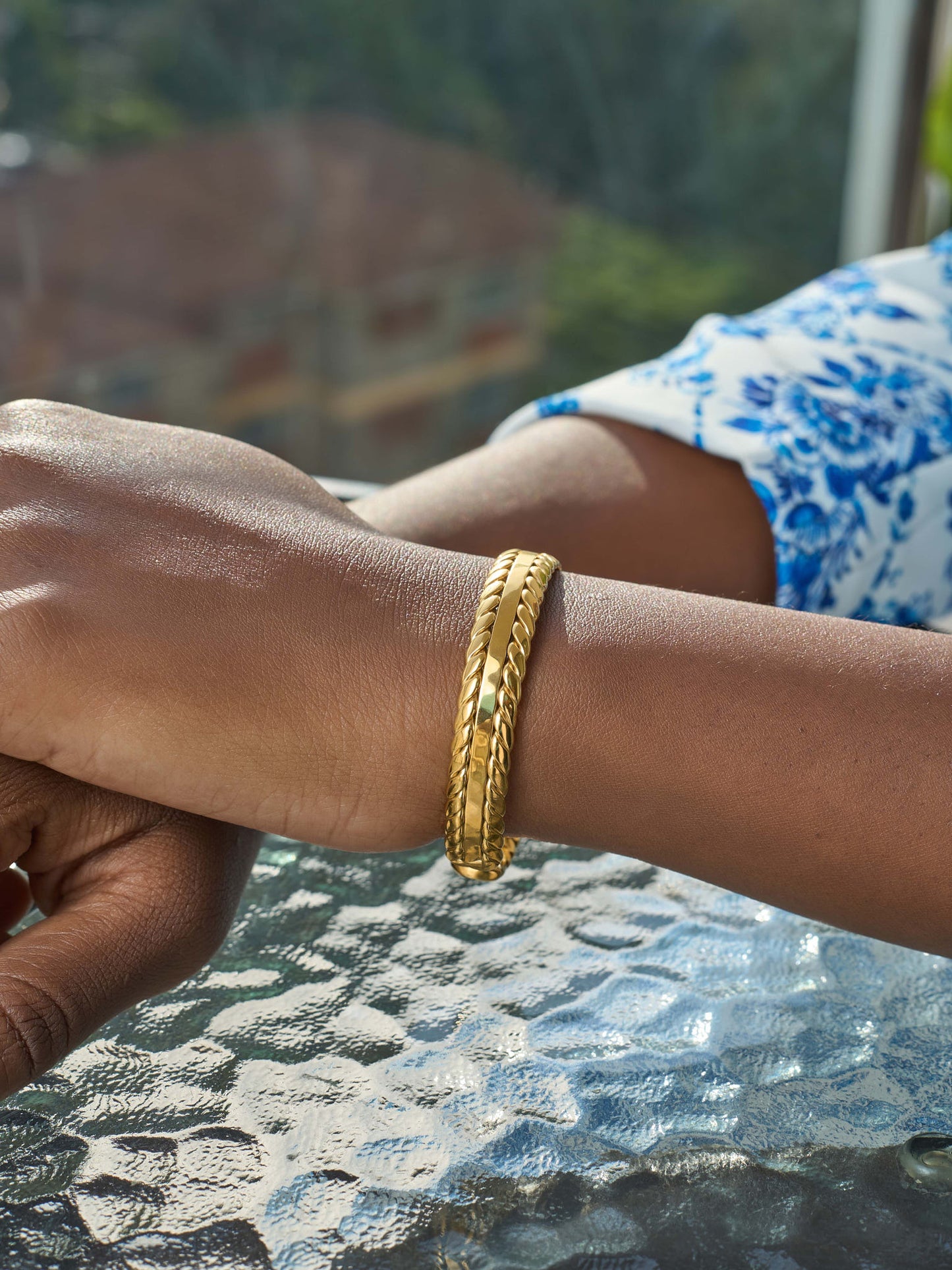 WOVEN LEAVES BANGLE