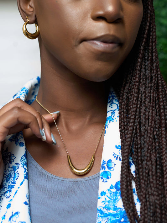 STELA NECKLACE