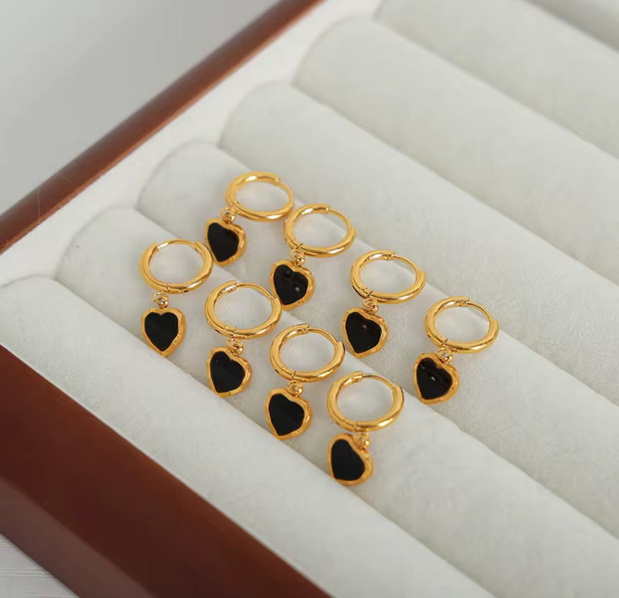 Hodan Earing