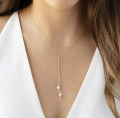 Selene Mother-of-Pearl Pendant Necklace